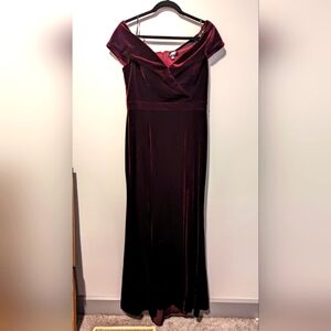 Burgundy wine dark red formal prom cocktail party dress